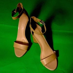 Gianni Bini Nude Sandals